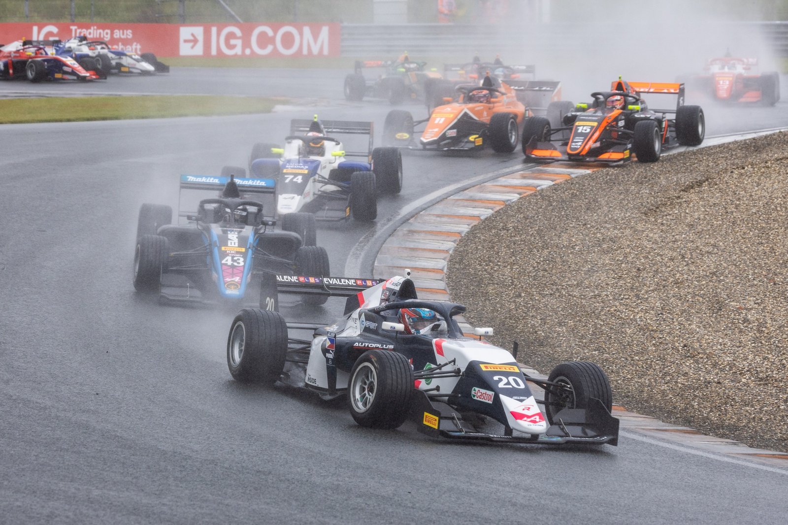 You are currently viewing Zach David secure points despite tough FRECA weekend at Zandvoort