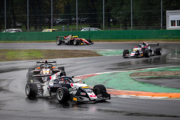 Zach David concludes FRECA season with 8th place at thrilling Monza finale